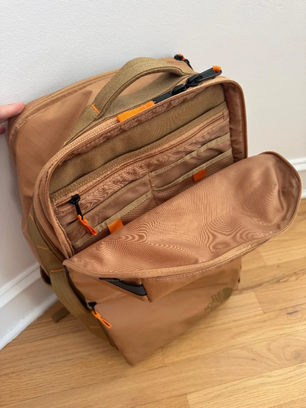 The North Face Base Camp Voyage Travel Pack (35 liters/large) in Almond Butter - Picture 6 of 11